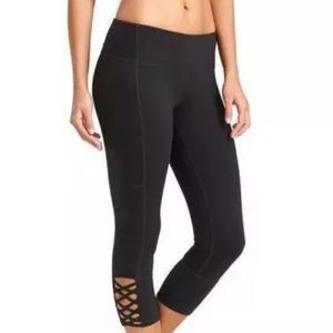 Athleta Mind Over Mat Capri Yoga Pants Leggings